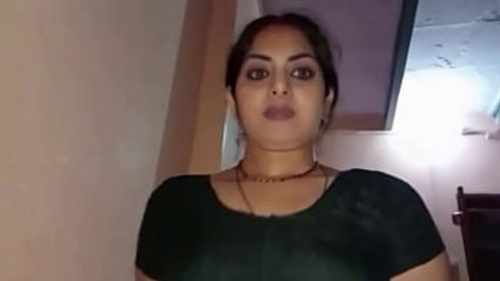 मोनू, मेरी सेडक्टिव स्टेपसिस्टर, मेरे माता-पिता की अनुपस्थिति में तीव्र इंटरकोर्स के लिए विनती करती है।
