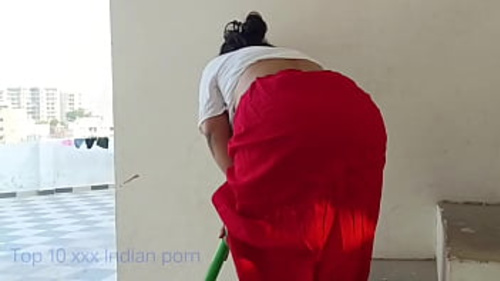 खूबसूरत सफाईकर्मी हसीन कमवाली को ओरल सेक्स मिलता है और उसे वेश्या की तरह चोदा जाता है। स्पष्ट हिंदी कथा में